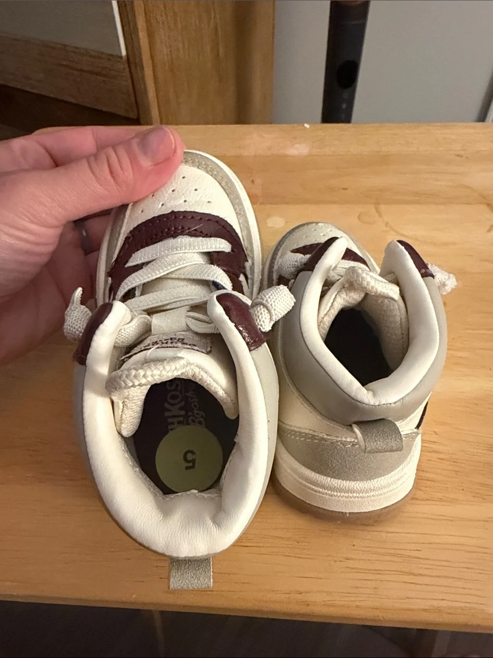 OshKosh B'gosh Cream and Brown Accent Toddler Sneakers